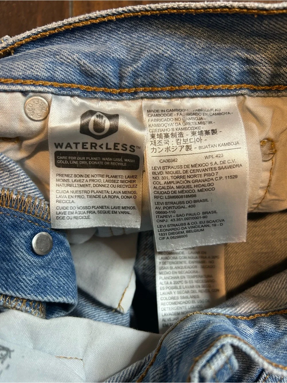 Levis high rise